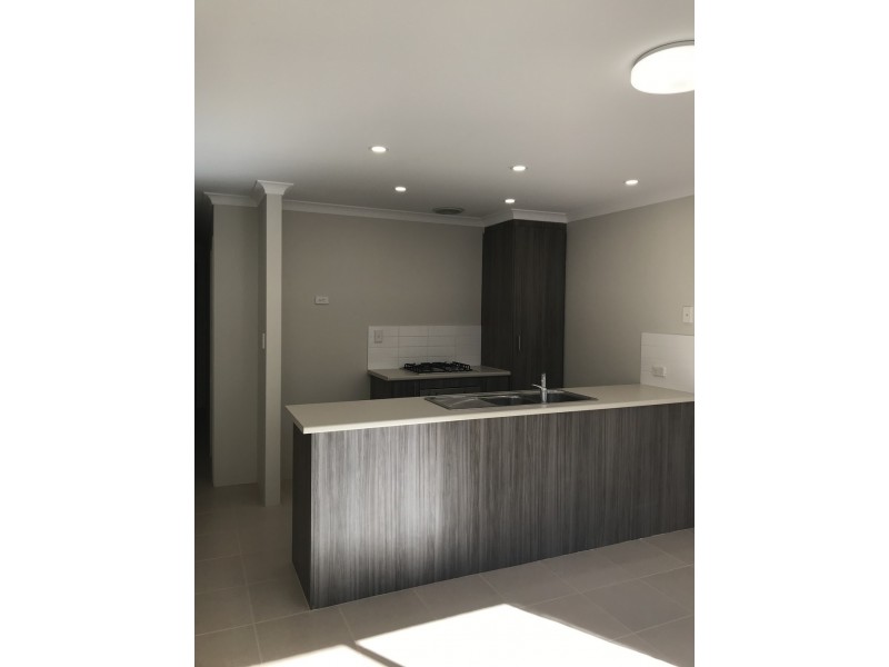 17 Harrison Lane, Madeley WA 6065