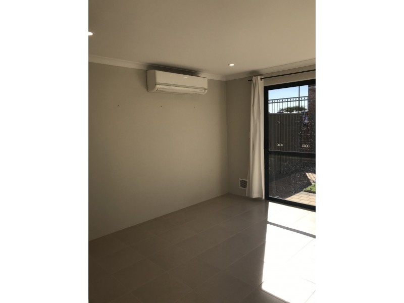 17 Harrison Lane, Madeley WA 6065