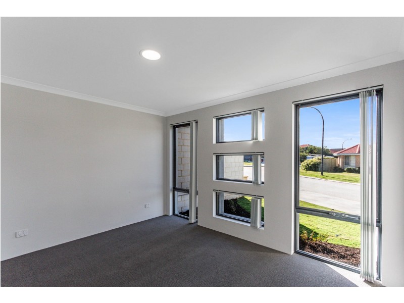 77 Grand Paradiso Parade, Merriwa WA 6030