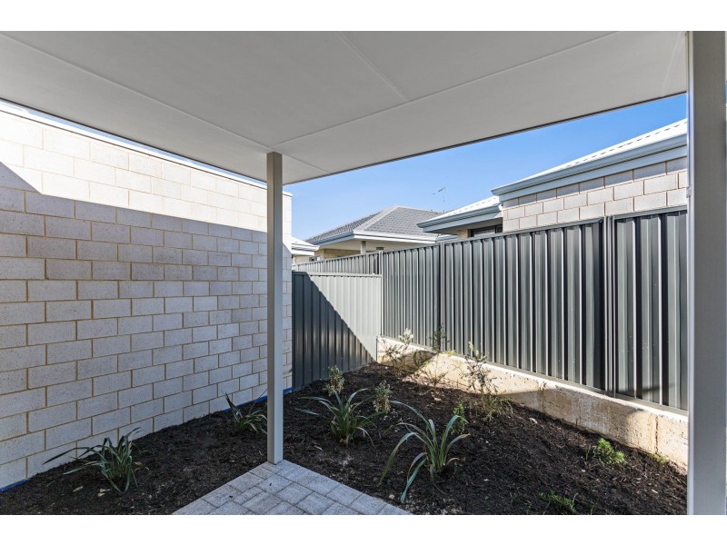 77 Grand Paradiso Parade, Merriwa WA 6030