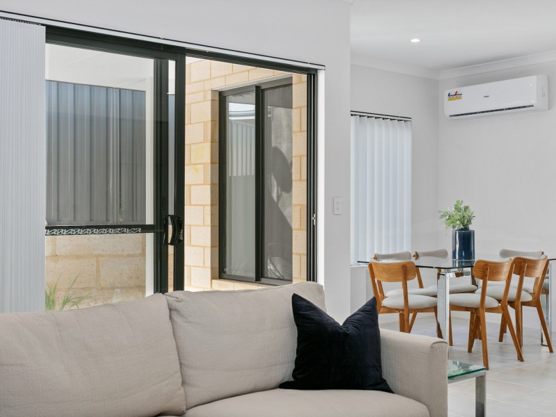 67 Grand Paradiso Parade, Merriwa WA 6030