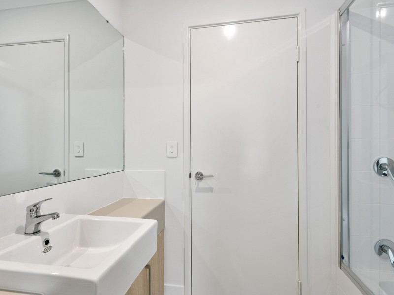 67 Grand Paradiso Parade, Merriwa WA 6030