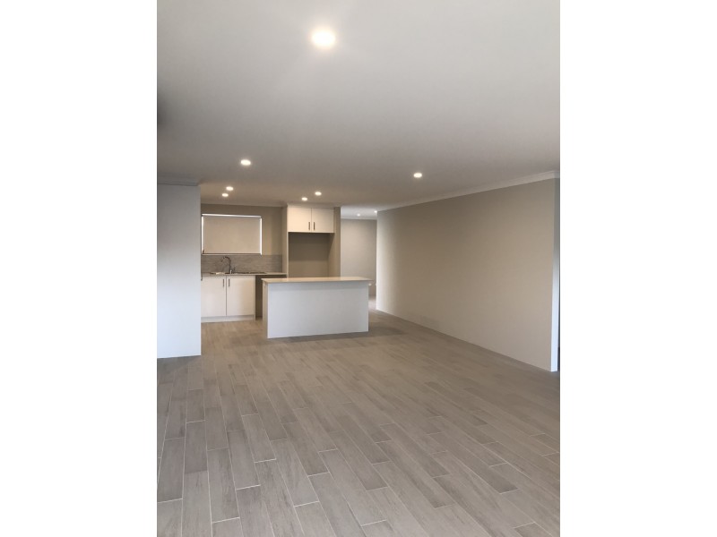 10A Westbrook Way, Girrawheen WA 6064