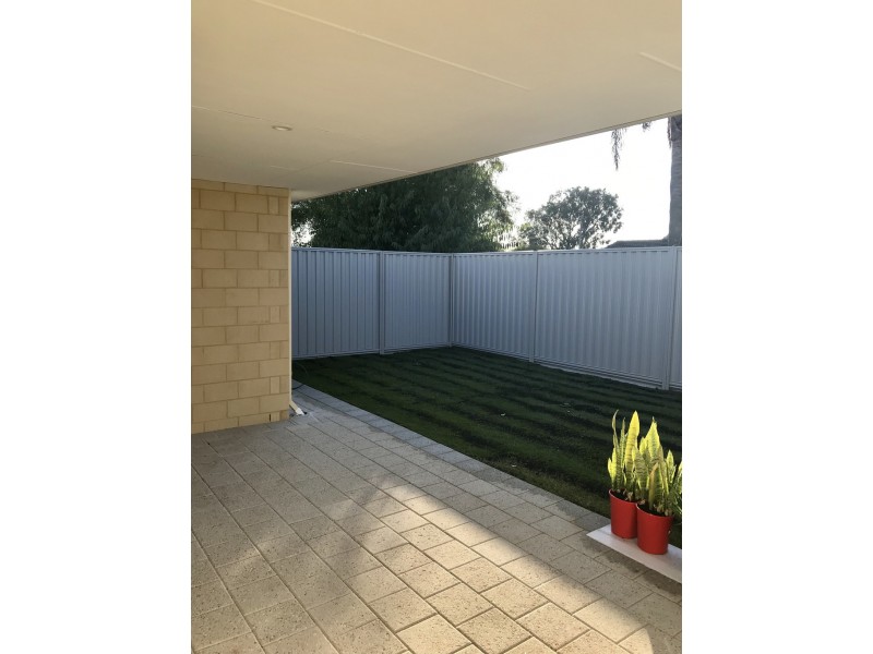 10A Westbrook Way, Girrawheen WA 6064