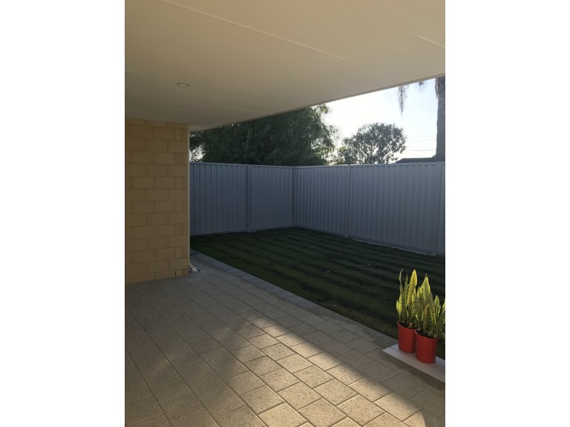 10A Westbrook Way, Girrawheen WA 6064