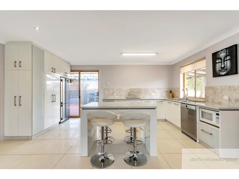 9 Veliger Road, Heathridge WA 6027