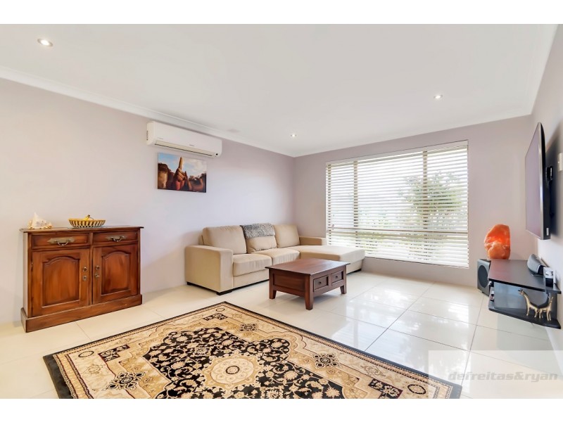 9 Veliger Road, Heathridge WA 6027