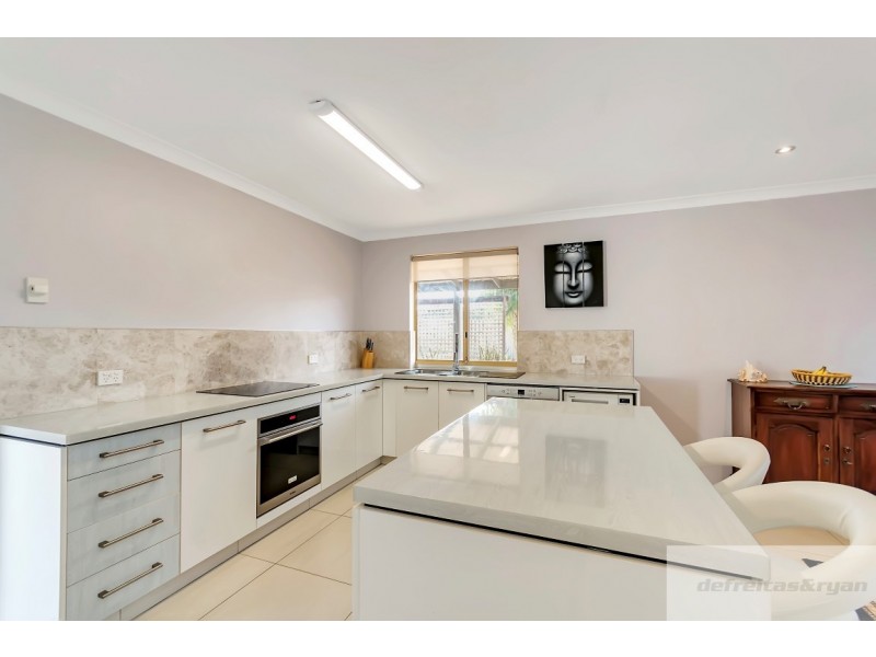 9 Veliger Road, Heathridge WA 6027