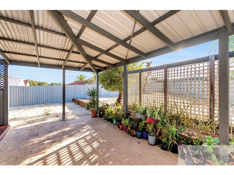 9 Veliger Road, Heathridge WA 6027