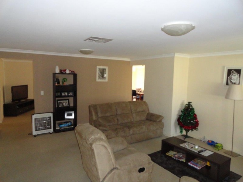 22 Goundrey Drive, Pearsall WA 6065