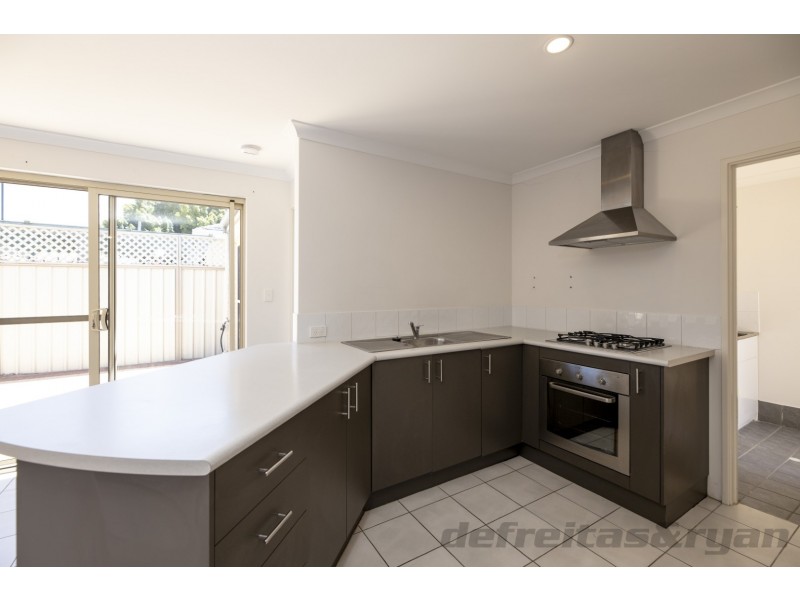 4/22 Watkins Loop, Tapping WA 6065