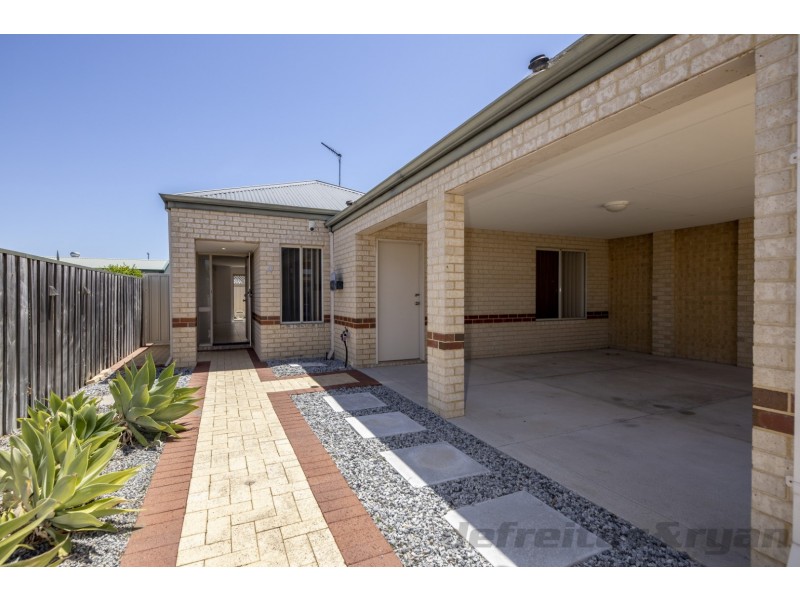 4/22 Watkins Loop, Tapping WA 6065