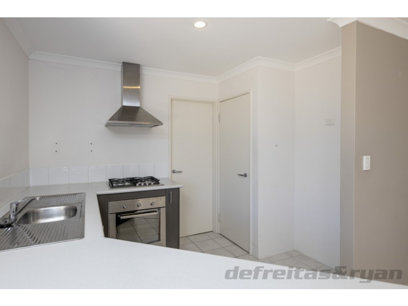 4/22 Watkins Loop, Tapping WA 6065