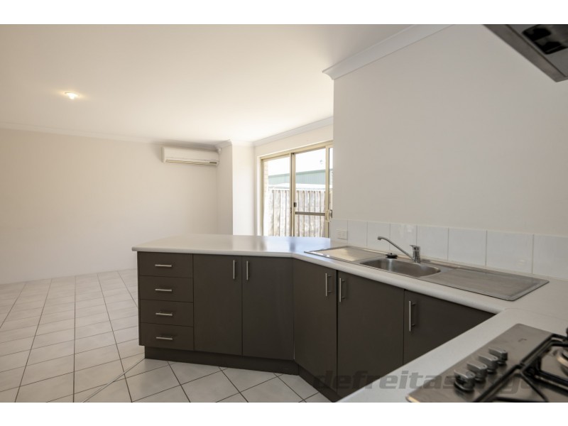 4/22 Watkins Loop, Tapping WA 6065