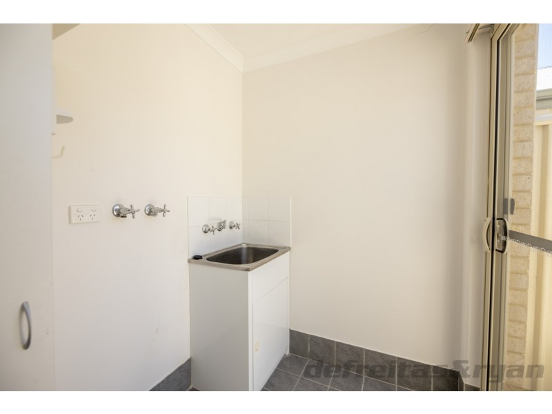 4/22 Watkins Loop, Tapping WA 6065