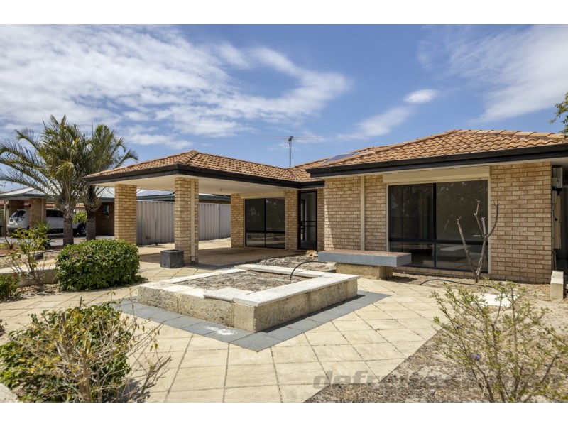 11 Thicket Circuit, Banksia Grove WA 6031