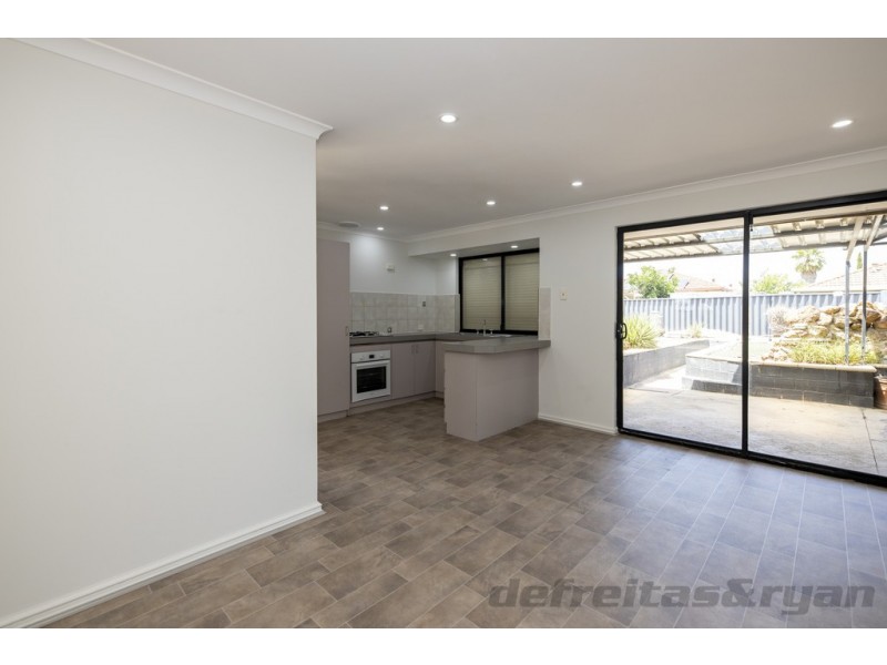 11 Thicket Circuit, Banksia Grove WA 6031