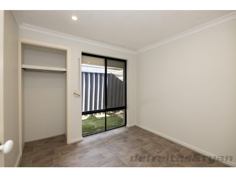 11 Thicket Circuit, Banksia Grove WA 6031