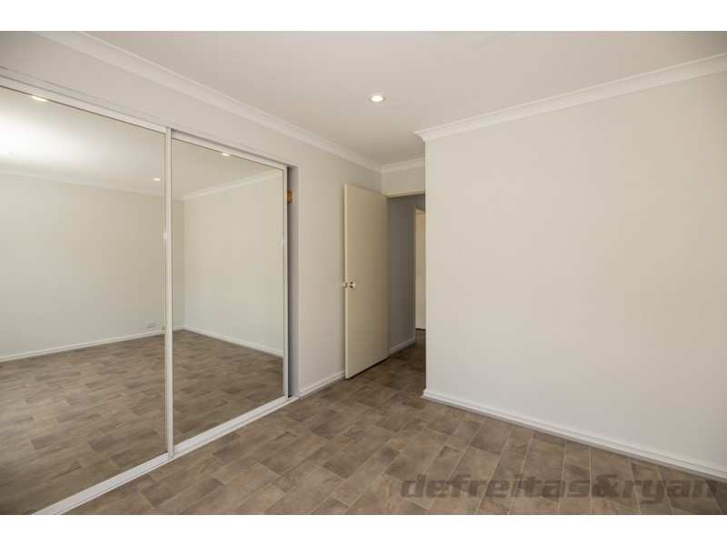 11 Thicket Circuit, Banksia Grove WA 6031