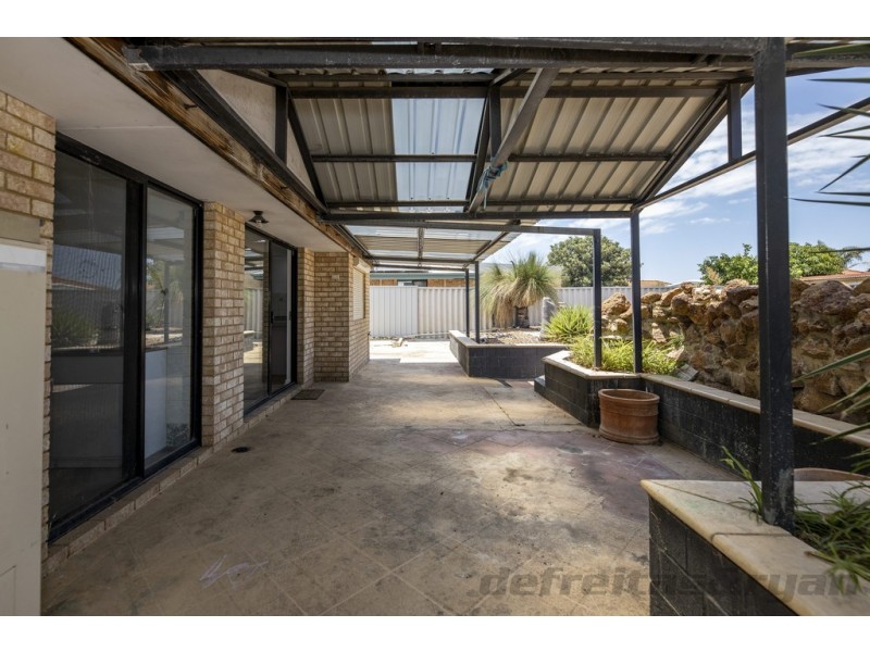 11 Thicket Circuit, Banksia Grove WA 6031