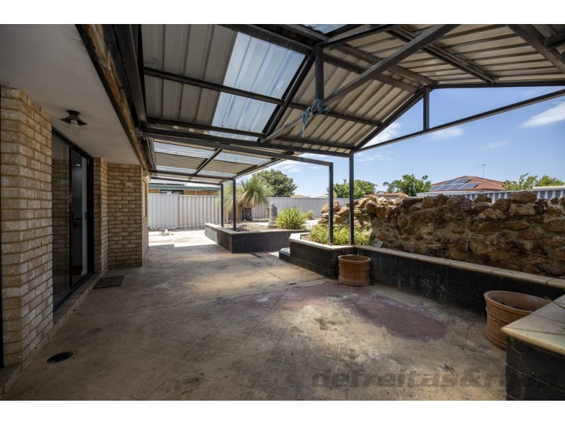 11 Thicket Circuit, Banksia Grove WA 6031