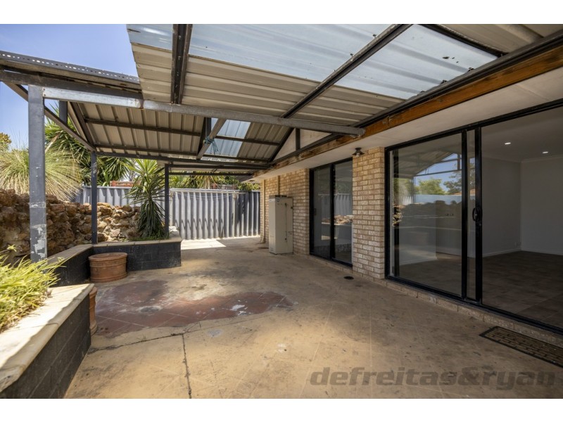 11 Thicket Circuit, Banksia Grove WA 6031