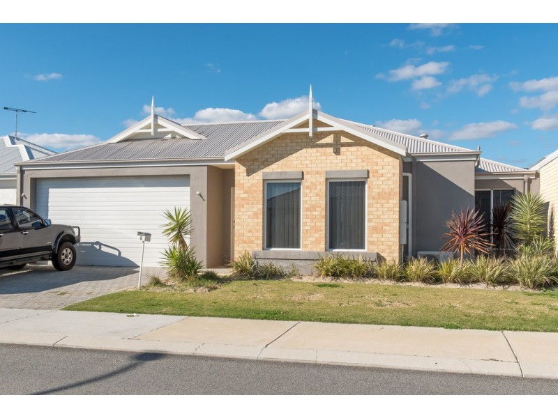 4 Rive Way, Caversham WA 6055