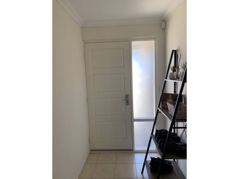 6 Oldsalt Brace, Yanchep WA 6035