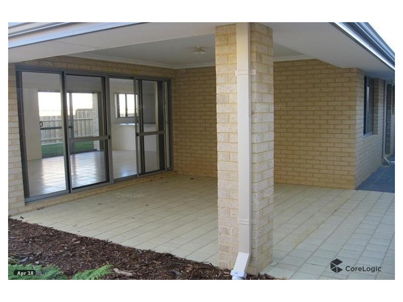 6 Oldsalt Brace, Yanchep WA 6035