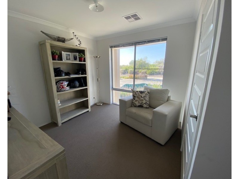 55 Marginella Boulevard, Jindalee WA 6036