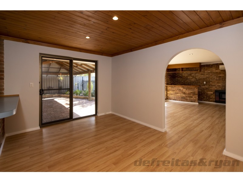 6 Awhina Place, Kallaroo WA 6025