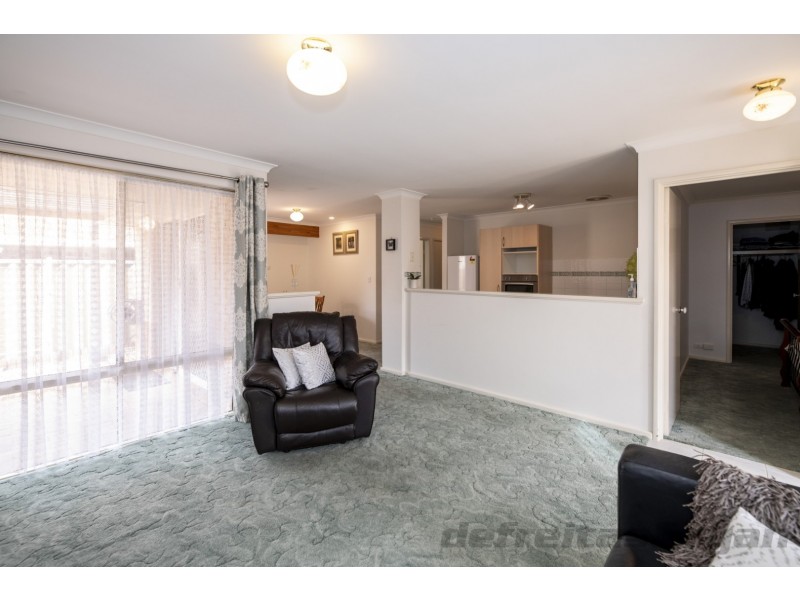 4/7 Shearwater Terrace, Ballajura WA 6066