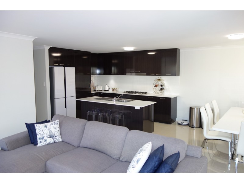 26/12 Loder Way, South Guildford WA 6055