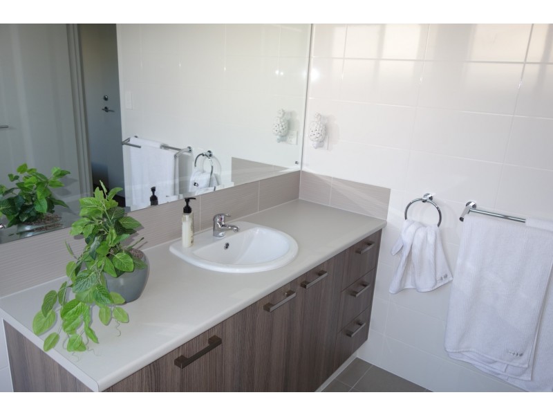 26/12 Loder Way, South Guildford WA 6055