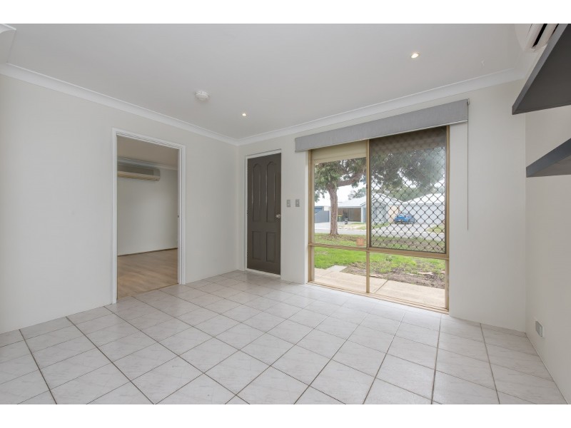 7 Dimitrios Court, Hocking WA 6065