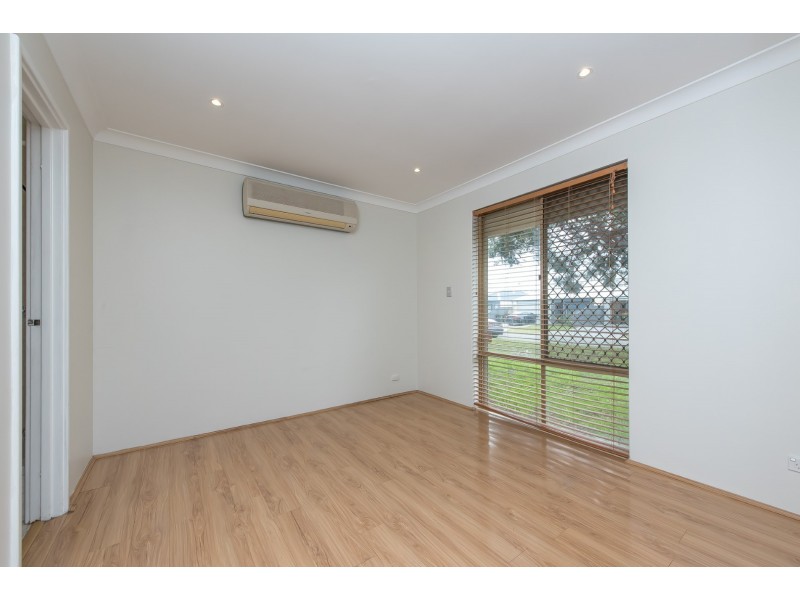 7 Dimitrios Court, Hocking WA 6065