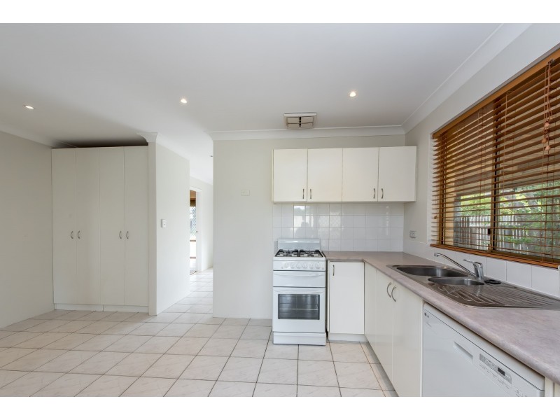 7 Dimitrios Court, Hocking WA 6065