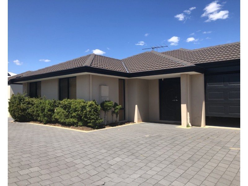 UNIT 1 / 19 Taplow Parade, Ashby WA 6065