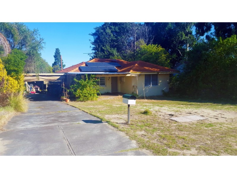 24 Templeton Crescent, Girrawheen WA 6064