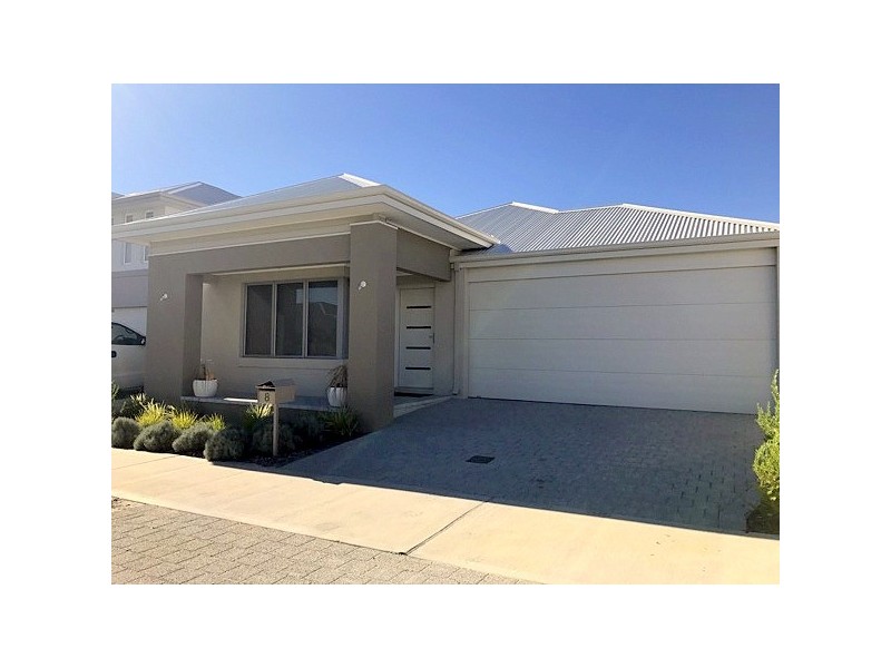 8 Pipefish Street, Alkimos WA 6038