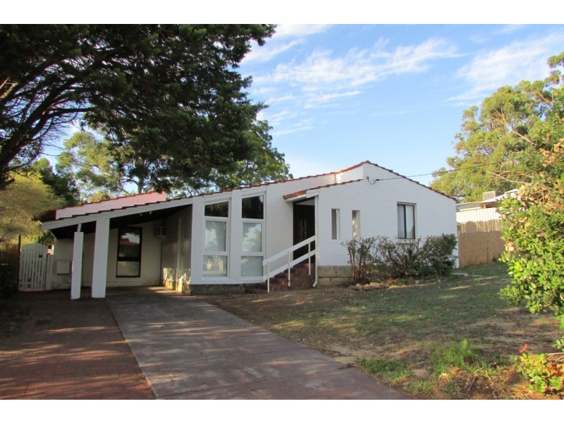 14 Chalcombe Way, Warwick WA 6024