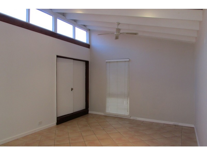 14 Chalcombe Way, Warwick WA 6024