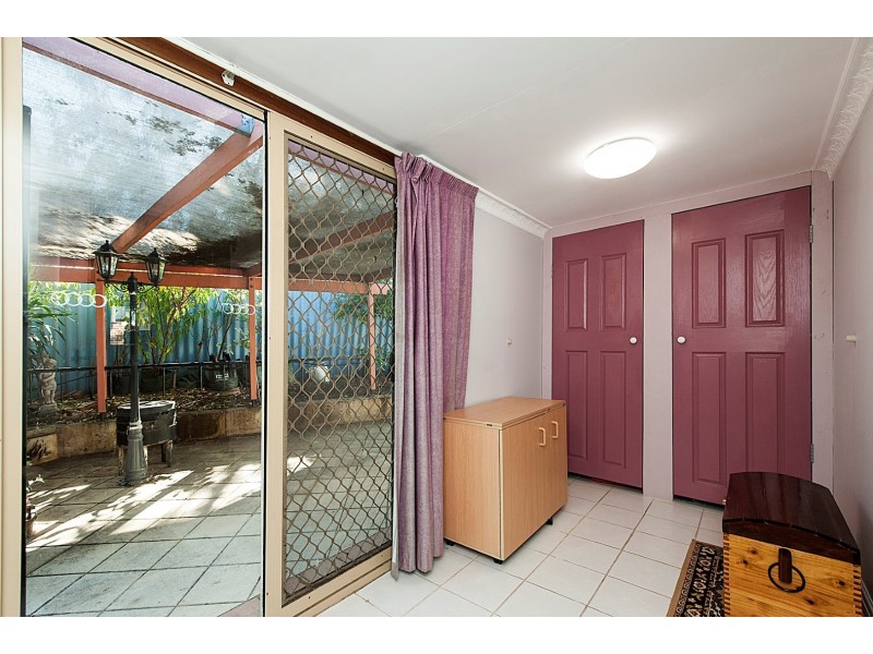 5 Mangano Place, Wanneroo WA 6065