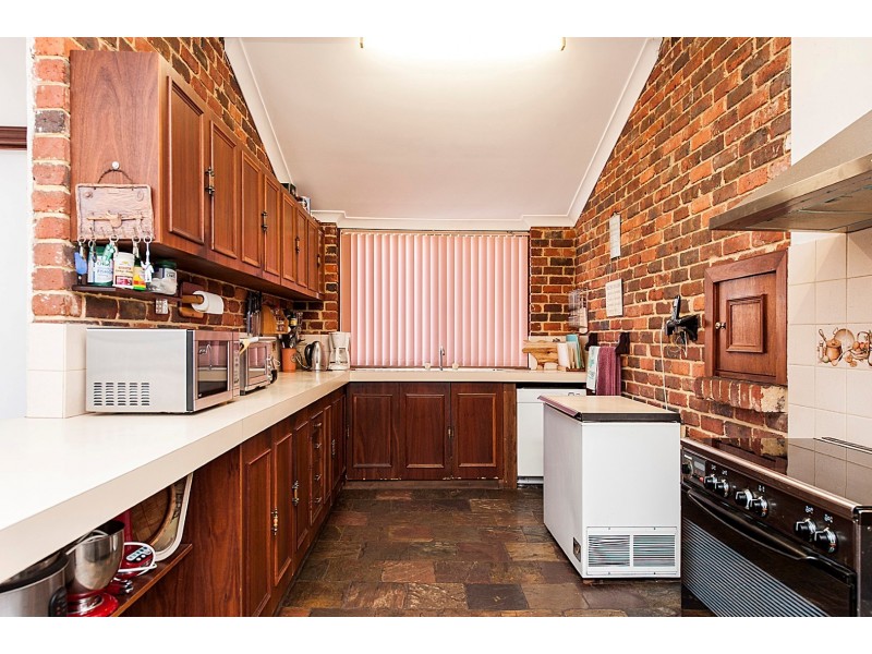 5 Mangano Place, Wanneroo WA 6065