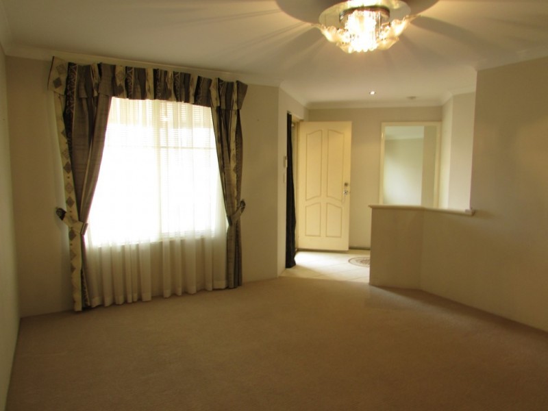 33 Driver Road, Darch WA 6065