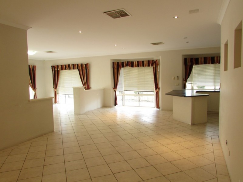 33 Driver Road, Darch WA 6065