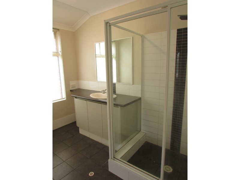 33 Driver Road, Darch WA 6065