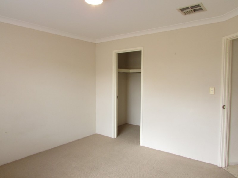 33 Driver Road, Darch WA 6065