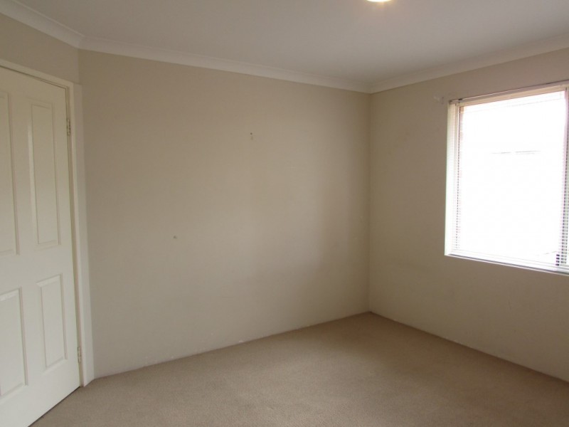 33 Driver Road, Darch WA 6065