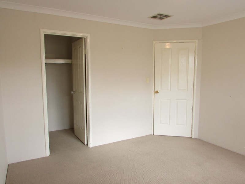 33 Driver Road, Darch WA 6065